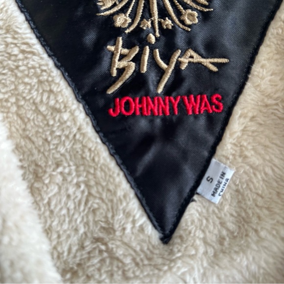 Johnny Was Biya Shellinay Sherpa Jacket with Tote Gift Bag - Picture 16 of 16